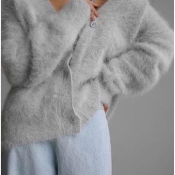 Sweaters - Cozy Gray Women's Sweater